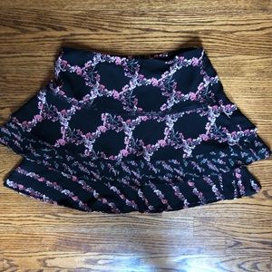 White House Black Market skirt size 8